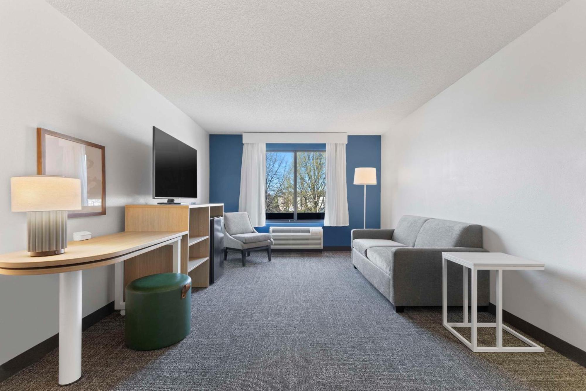 Spark By Hilton Greensboro Zewnętrze zdjęcie