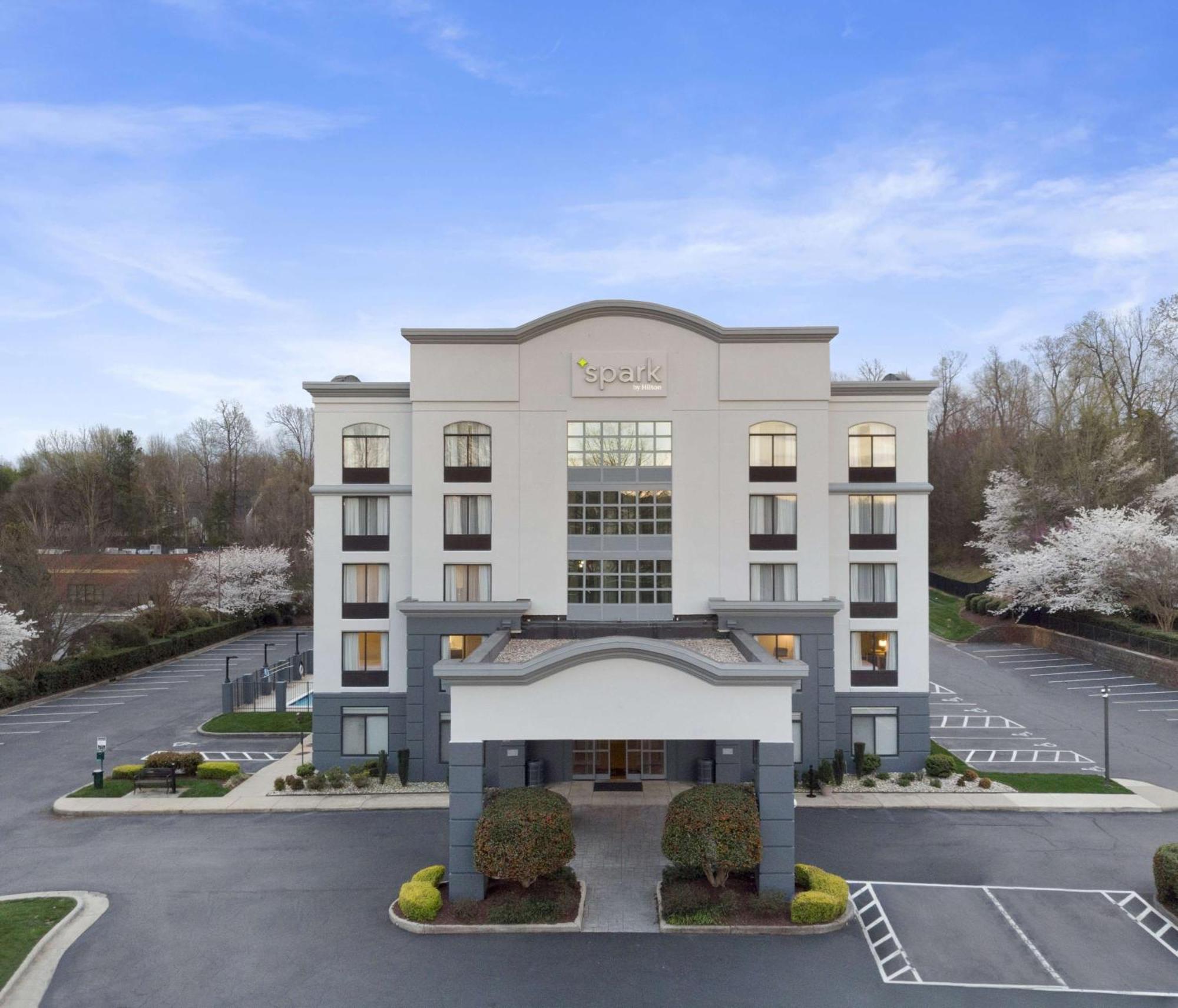 Spark By Hilton Greensboro Zewnętrze zdjęcie