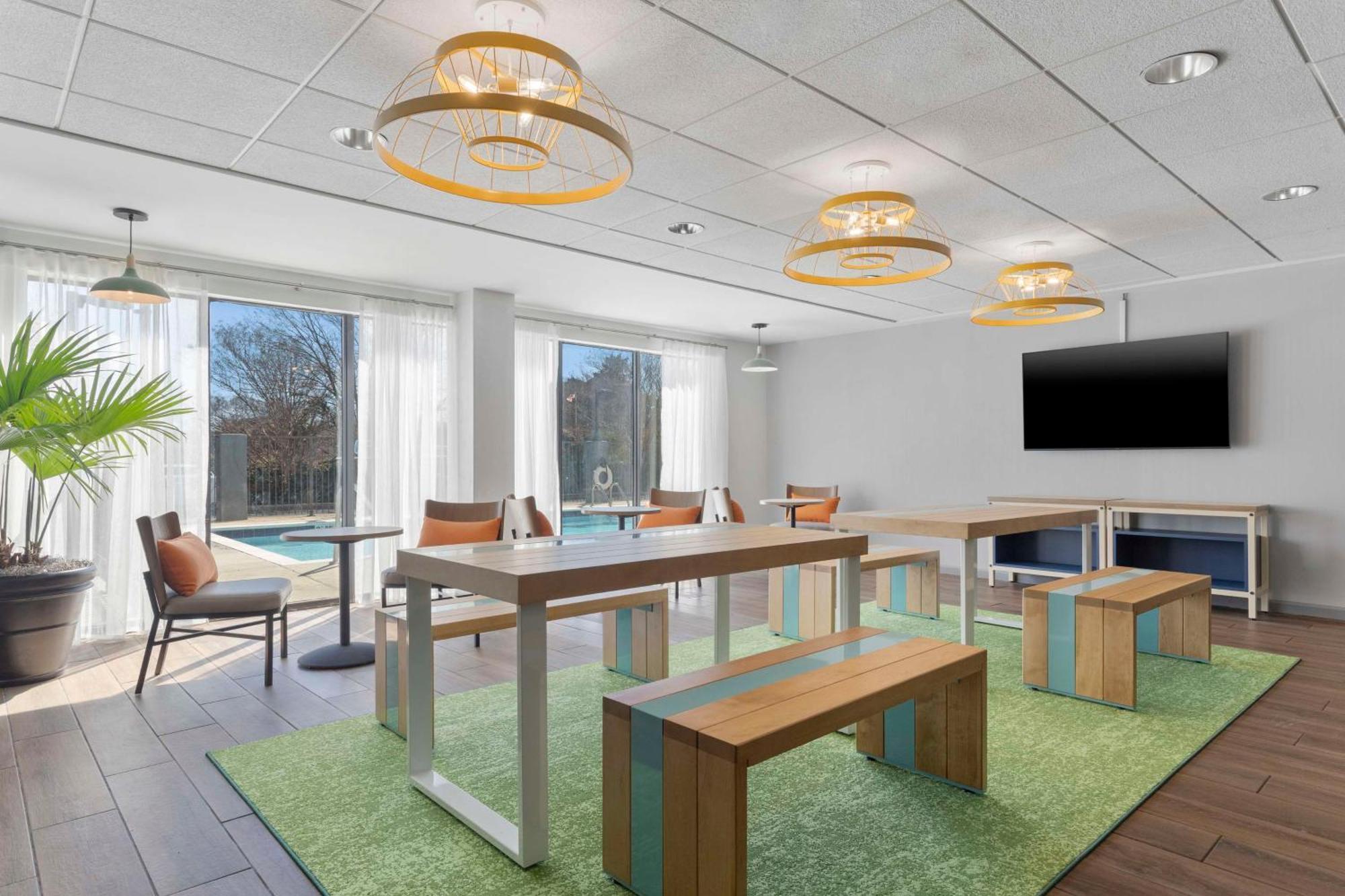 Spark By Hilton Greensboro Zewnętrze zdjęcie