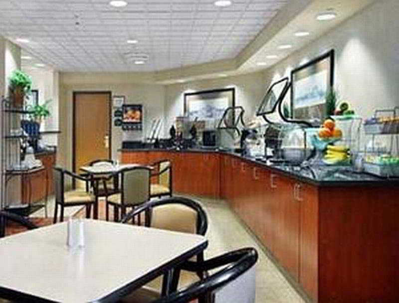 Spark By Hilton Greensboro Zewnętrze zdjęcie