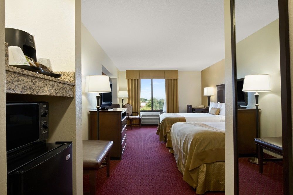 Spark By Hilton Greensboro Zewnętrze zdjęcie