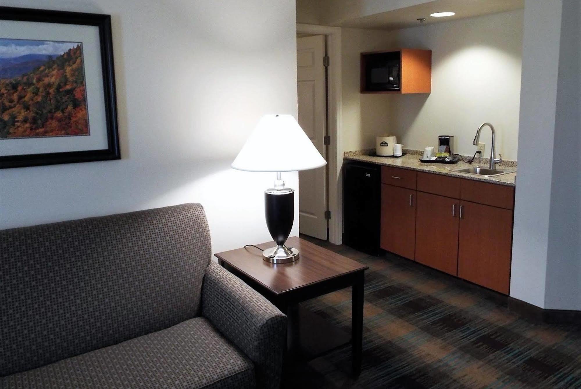 Spark By Hilton Greensboro Zewnętrze zdjęcie